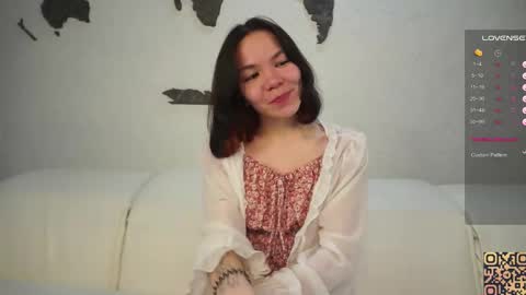 Lili online show from 28, 2, 2025