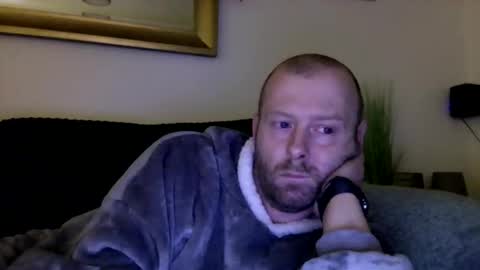 Snapshot of ukmatty3 chatting on 18, 12, 2024 ukmatty3 online show from 18, 12, 2024