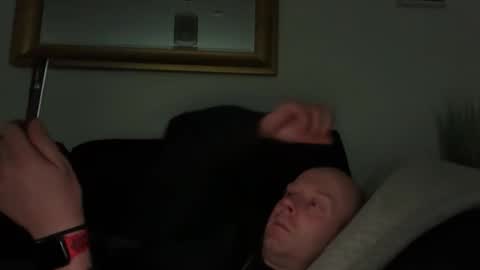 ukmatty3 online show from 18, 4, 2026