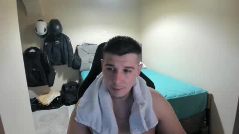 Snapshot of ulxer chatting on 9, 6, 2026 hi im mike tyson - online show from 9, 6, 2026