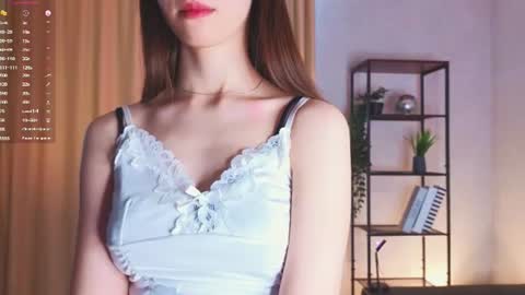 Snapshot of umbraelyon chatting on 13, 7, 2026 Liliane online show from 13, 7, 2026