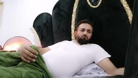 mysterious boy001 online show from 23, 1, 2025