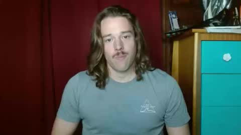 Snapshot of umphreak42 chatting on 25, 2, 2025 Andrew online show from 25, 2, 2025
