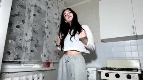 Isobelle lisi online show from 17, 12, 2025