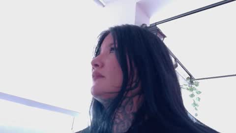 Franchesca  online show from 24, 10, 2025