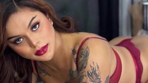 Lady tan online show from 22, 11, 2025