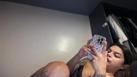 Lady tan online show from 20, 4, 2026