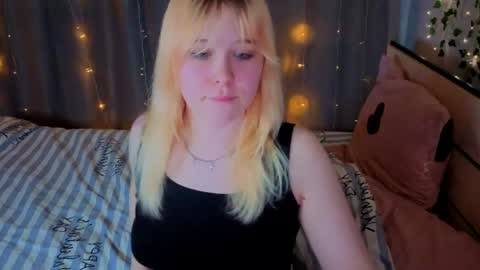 Snapshot of unburntkatniss chatting on 24, 4, 2026 unburntkatniss online show from 24, 4, 2026