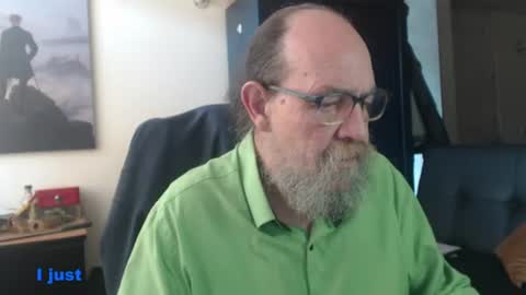 Snapshot of uncle_hottiecb chatting on 25, 6, 2026 Uncle Hottie online show from 25, 6, 2026