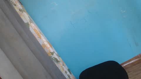 Snapshot of uncut_queen chatting on 28, 9, 2025 LOVELY JANE online show from 28, 9, 2025