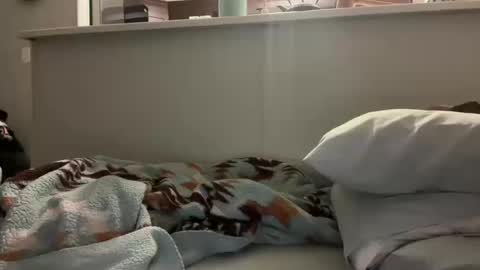 uncutbeard129840 online show from 11, 10, 2025