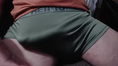 Snapshot of uneedadaddii chatting on 19, 11, 2025 . online show from 19, 11, 2025