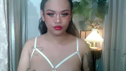Bella Shamara Odett online show from 6, 10, 2025