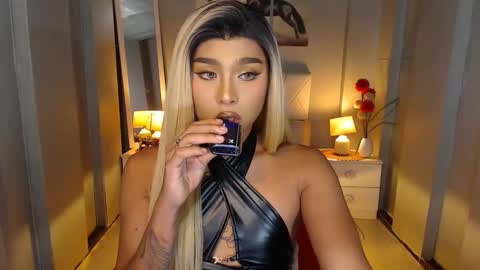 Snapshot of unforgettablebrianna chatting on 4, 2, 2025 BRIANNA online show from 4, 2, 2025