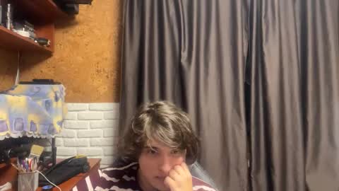 Snapshot of unholy_heat chatting on 8, 10, 2025 Anri online show from 8, 10, 2025