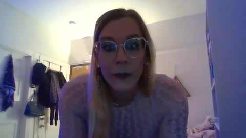 UnicornSlut333 online show from 23, 11, 2025