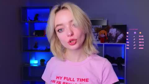 ShizukaShizuSHIZ online show from 15, 9, 2025