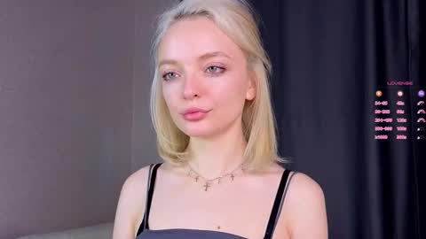 ShizukaShizuSHIZ online show from 11, 10, 2025