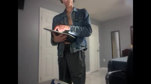 Stepbro online show from 5, 12, 2025