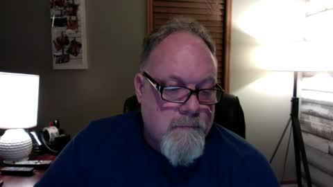 Snapshot of up2later chatting on 10, 2, 2025 up2later online show from 10, 2, 2025