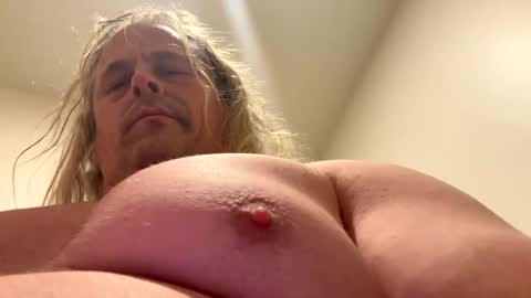 Snapshot of uptimeb4downtime chatting on 26, 10, 2025 Just 4 Fun online show from 26, 10, 2025