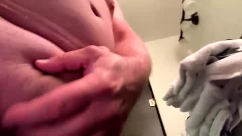 Snapshot of uptimeb4downtime chatting on 4, 11, 2025 Just 4 Fun online show from 4, 11, 2025