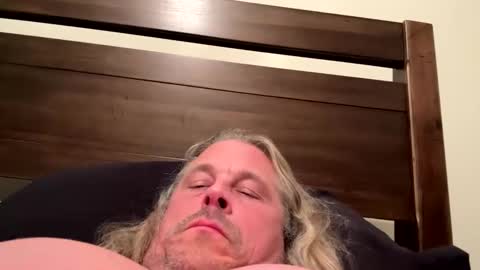 Snapshot of uptimeb4downtime chatting on 17, 11, 2025 Just 4 Fun online show from 17, 11, 2025