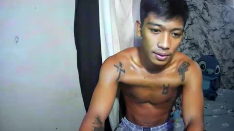 ur_asianpinoy online show from 11, 11, 2025