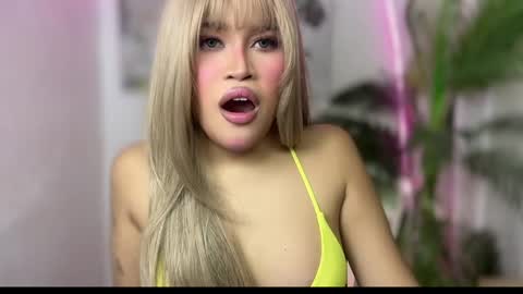 Snapshot of ur_bombshellpatty chatting on 2, 5, 2026 ur_bombshellpatty online show from 2, 5, 2026