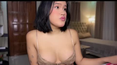 Snapshot of ur_bombshellpatty chatting on 9, 7, 2026 ur_bombshellpatty online show from 9, 7, 2026