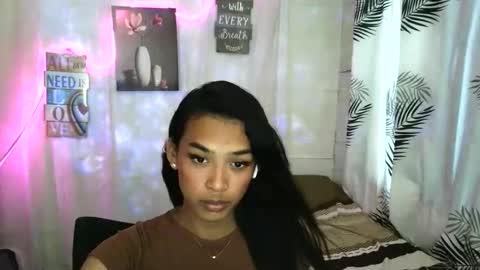 ur_dazzlingmorenaxx online show from 10, 6, 2026