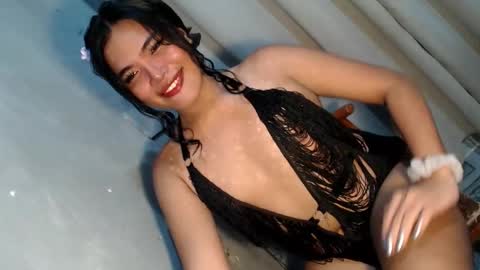 Snapshot of ur_krissyxxx chatting on 30, 5, 2026 kriss online show from 30, 5, 2026
