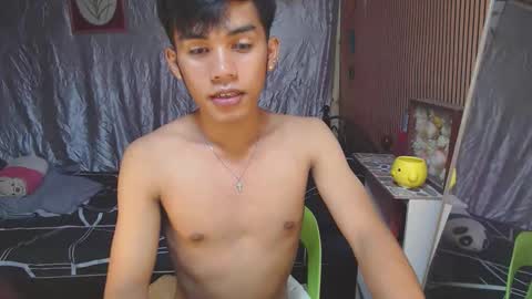 ur_shan21 online show from 8, 11, 2025