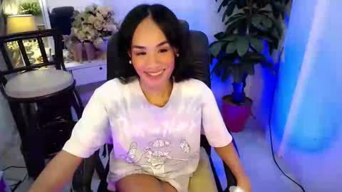 Snapshot of ur_sweet_atarah18 chatting on 17, 9, 2025 Atarah online show from 17, 9, 2025