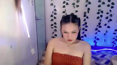 Snapshot of ur_ugly_princess chatting on 19, 2, 2026 chesca online show from 19, 2, 2026