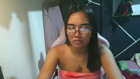 ur_wetwife online show from 20, 12, 2025