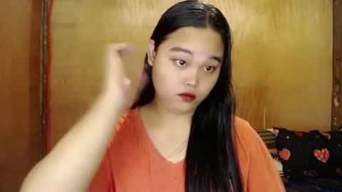 Snapshot of urasian_hotchix69 chatting on 5, 1, 2025 Lycah online show from 5, 1, 2025