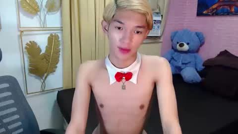 Snapshot of urasian_john20 chatting on 29, 4, 2026 urasian_john20 online show from 29, 4, 2026