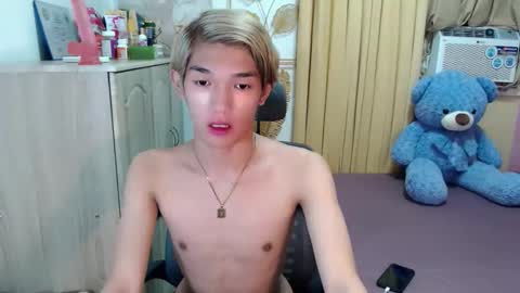 Snapshot of urasian_john20 chatting on 2, 6, 2026 urasian_john20 online show from 2, 6, 2026