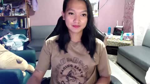 NEWRA  ALLISON online show from 8, 3, 2025