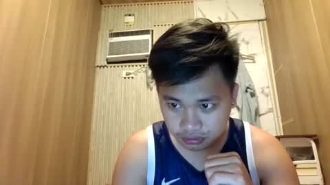 Snapshot of urasian_van chatting on 14, 6, 2026 urasian_van online show from 14, 6, 2026
