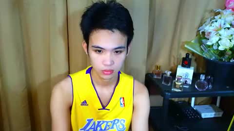 urasiancumboix2 online show from 15, 11, 2025