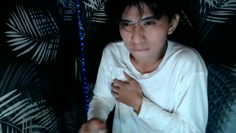 urasiantwinkx online show from 28, 6, 2026