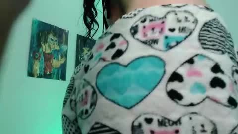 Snapshot of urbaby6irl chatting on 5, 2, 2025 Danielle online show from 5, 2, 2025