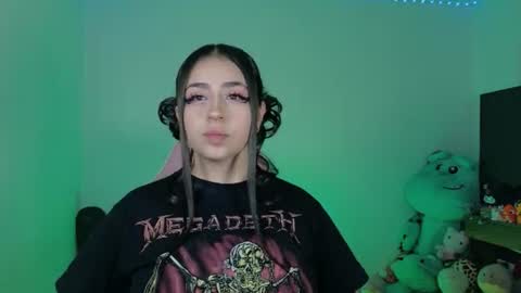 Snapshot of urbaby6irl chatting on 15, 7, 2026 Danielle online show from 15, 7, 2026