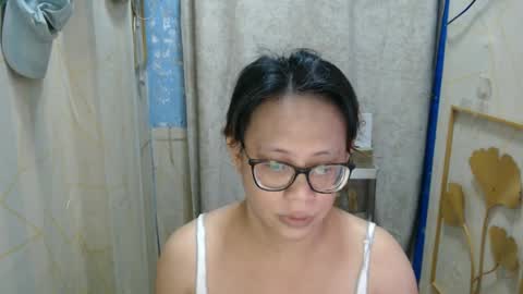 Snapshot of urdreamdakota chatting on 25, 4, 2026 Dakota online show from 25, 4, 2026