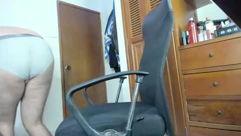 Snapshot of urfavoriteboy96 chatting on 28, 6, 2026 Andres Jordi online show from 28, 6, 2026