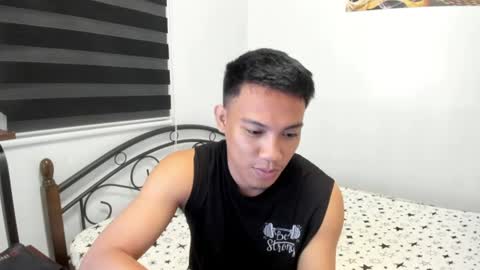 Snapshot of urfucker_vinz chatting on 2, 7, 2026 urfucker_vinz online show from 2, 7, 2026