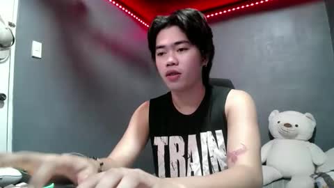 Snapshot of urfuckinghighness chatting on 26, 10, 2025 ask me online show from 26, 10, 2025