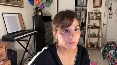 Snapshot of urgoddessmarla chatting on 4, 8, 2026 Goddess Marla online show from 4, 8, 2026